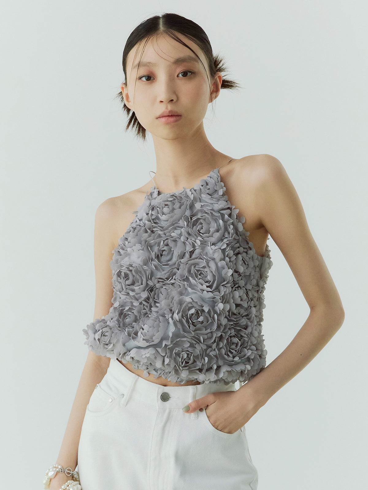 ボリュームフラワーモチーフアメスリトップス