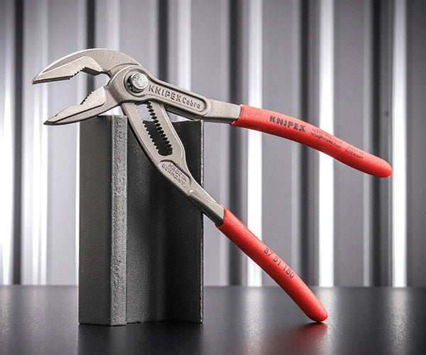 日本正規品 クニペックス コブラ エクストラスリムウォーターポンプ