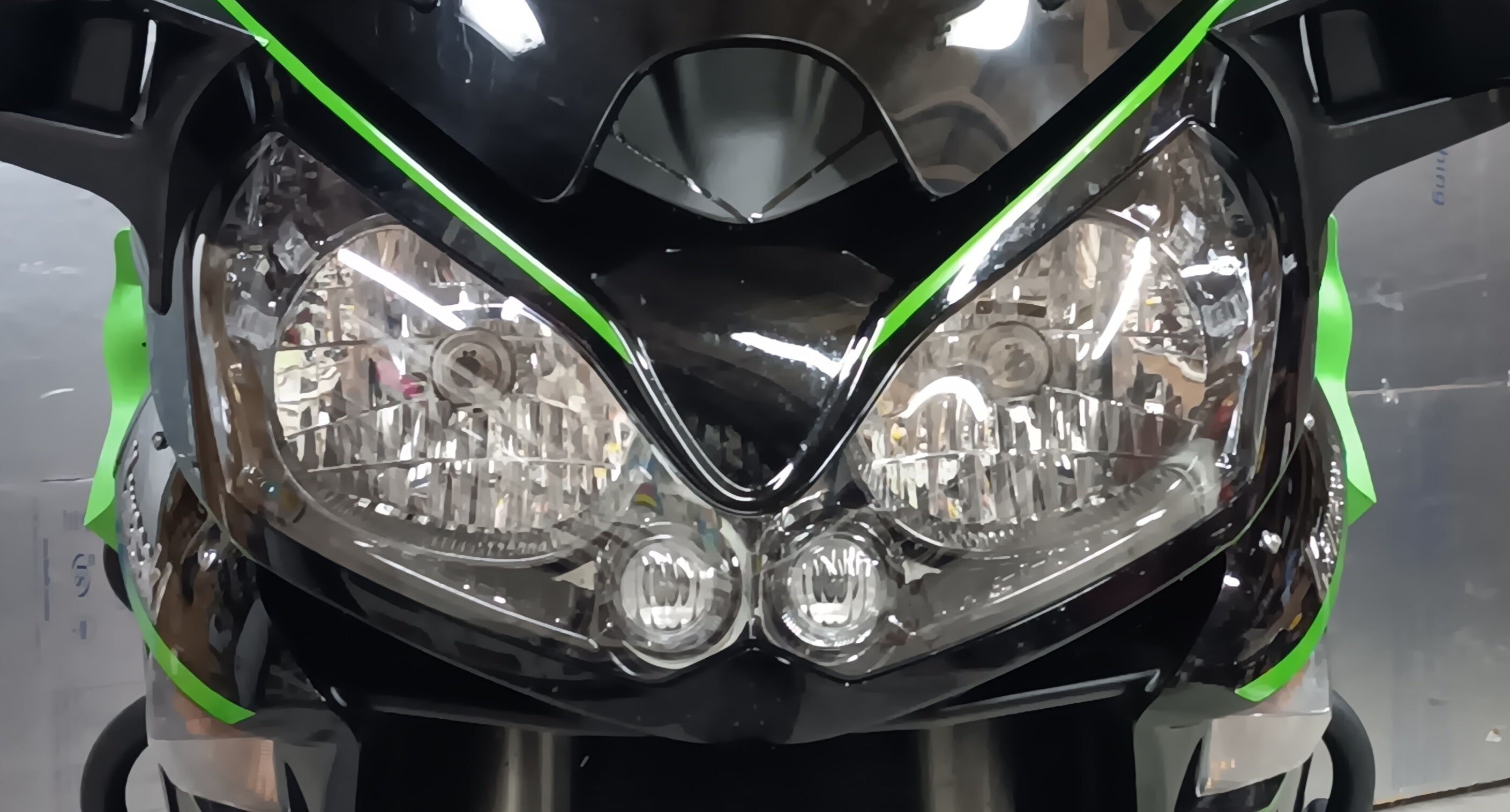 Kawasaki Concours 14 / GTR1400 side fairing extension