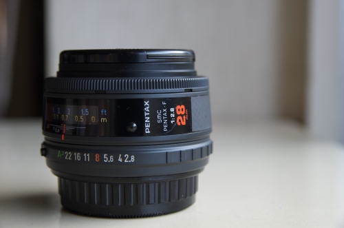 Pentax-f 28mm F2.8: くいだおれ大阪のピスト万歳