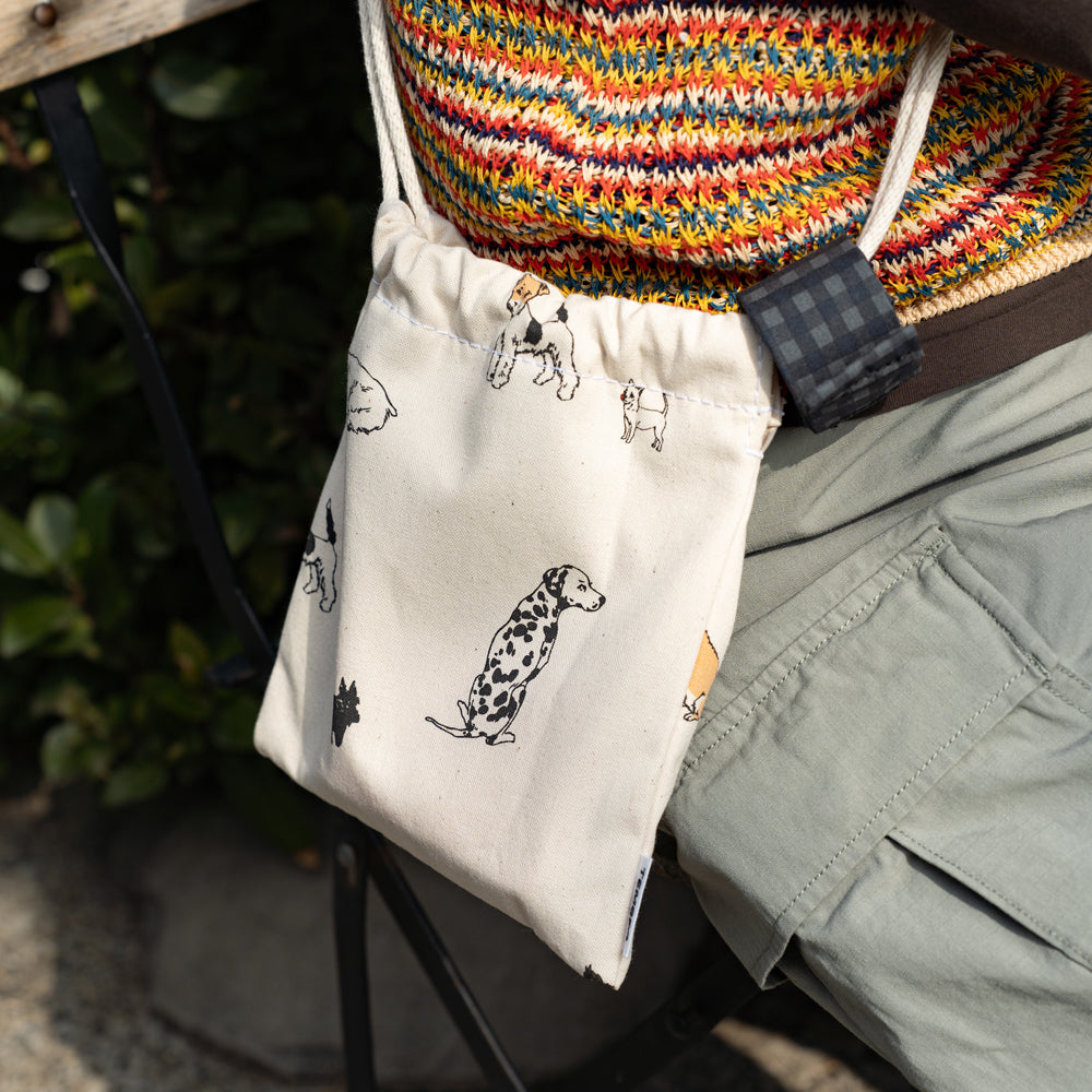 TEMBEA 巾着 POCHETTE -DOG PRINT – Friday