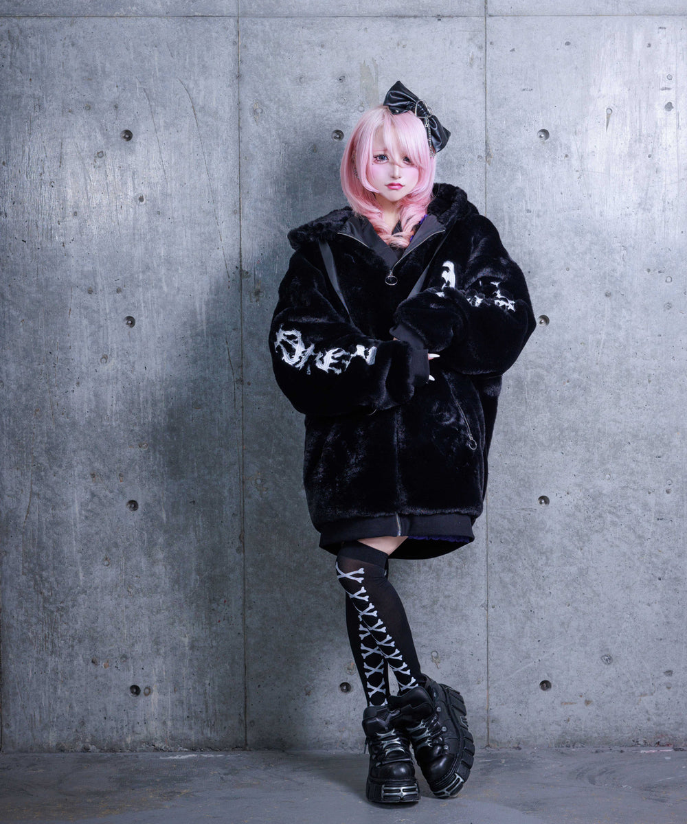 ロゴ刺繍ファーZIPコート– A AM STUDIO