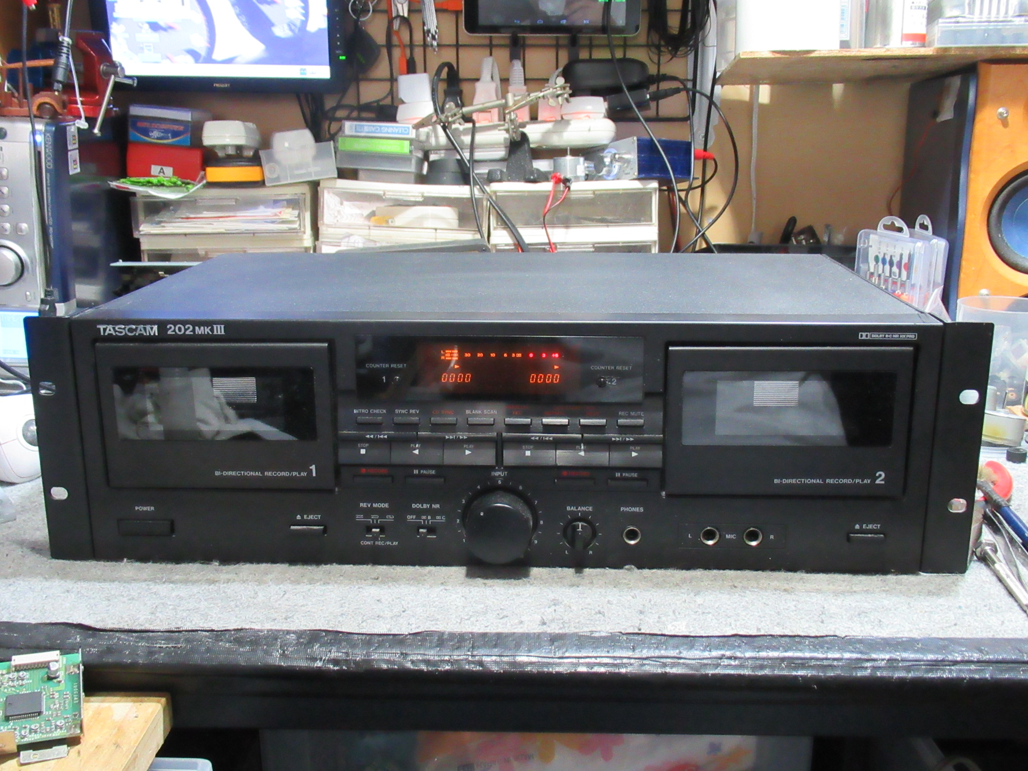 TASCAM 202mkⅢ – Audiolife － Enjoy your audio life!!