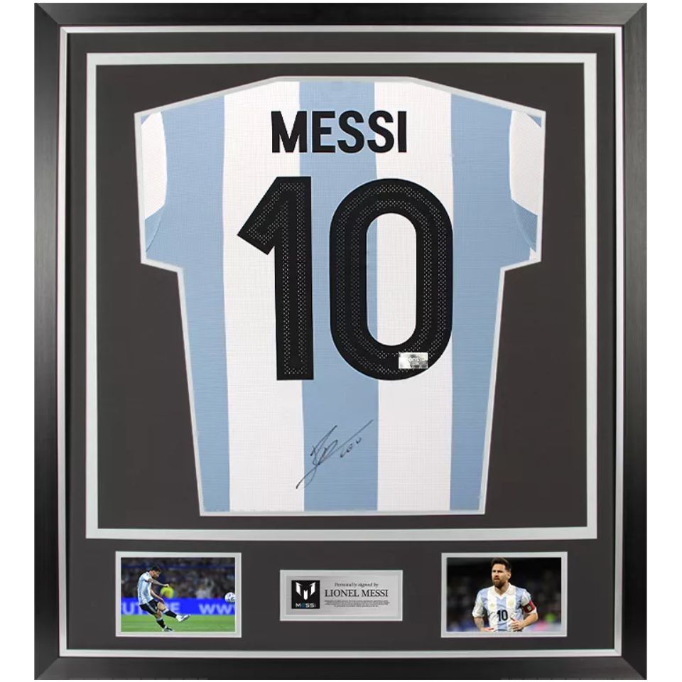 リオネル・メッシ【直筆サイン入り】2024-2025アルゼンチン代表