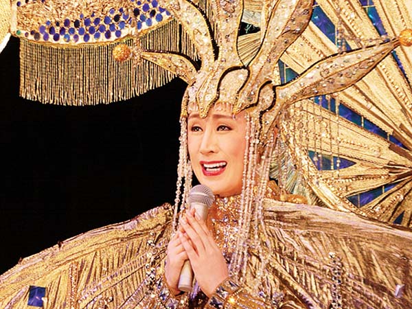 Oculus Riftで楽しめる小林幸子の360度VRライブ。ニコ生で17日配信