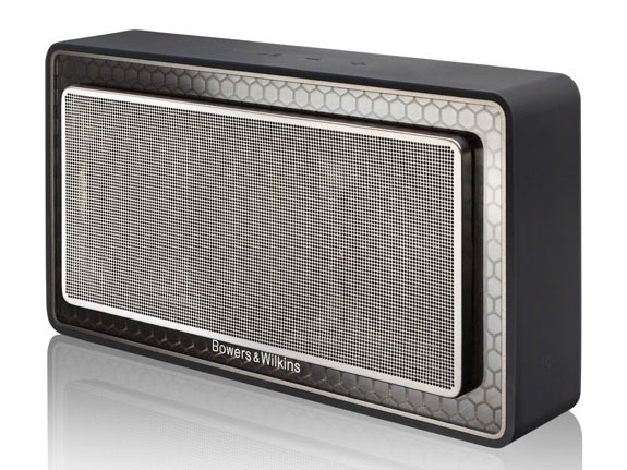 B&W、MicroMatrix構造で約4万円のポータブルBluetoothスピーカー「T7