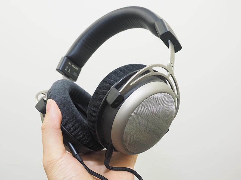 beyerdynamic最上位ヘッドフォン「T1」が、リケーブル/バランス対応の