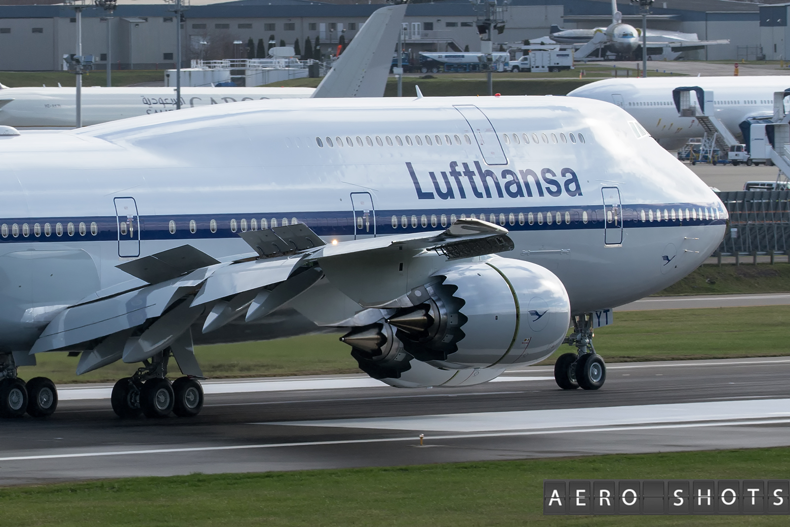 航空機・ヘリコプター Lufthansa B747-8i D-ABYT Retro 航空機