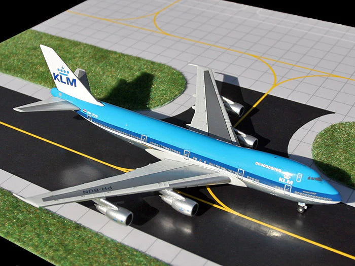 KLM 747-200 PH-BUN Gemini Jets 1:400 – Airline Employee Shop