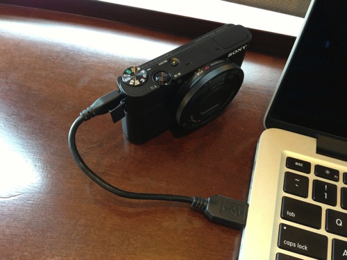 DSC-RX100 マイクロUSBで充電できるソニーのコンデジを買ってみた