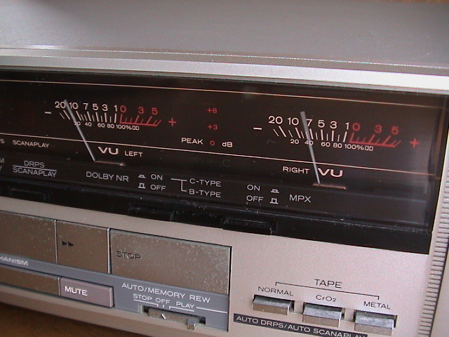 ローディのカセットデッキコレクション D-77