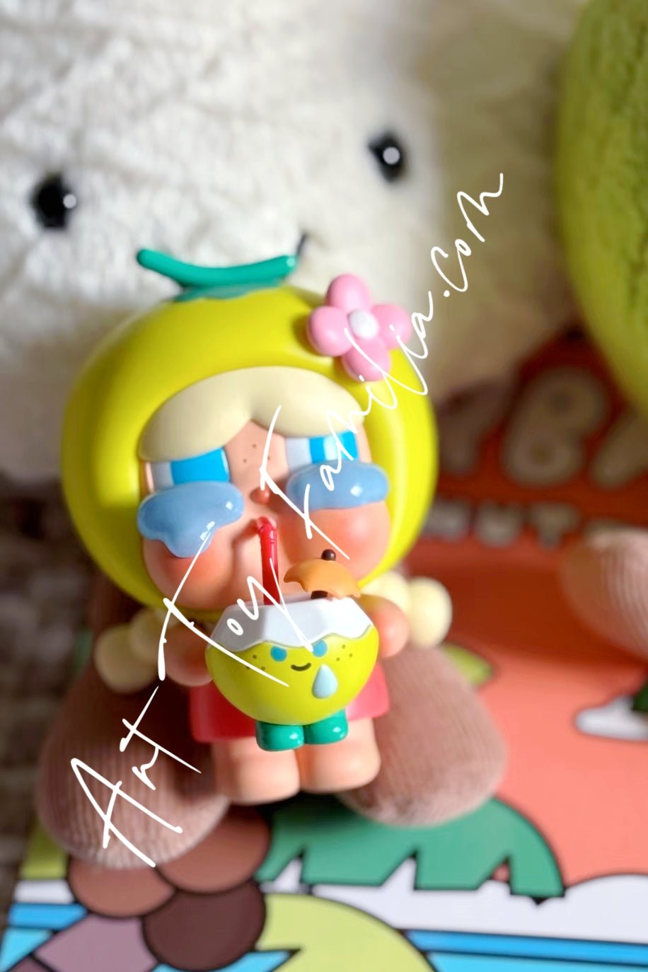 Crybaby Coconut | POP MART – Art Toy Familia