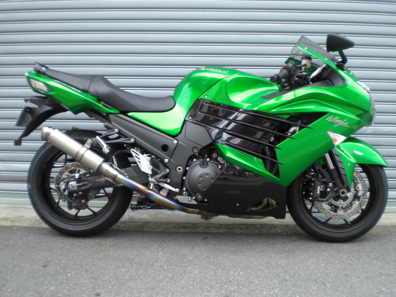 12~ZX14R GPフォーミュラスリップオン2本出し | バイクマフラーの製造