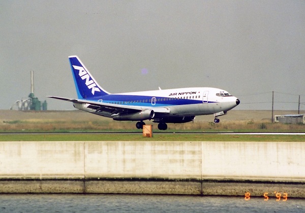 JAレジの737 1 ANAからANKに移管されたBoeing 737-200: B767-281のブログ