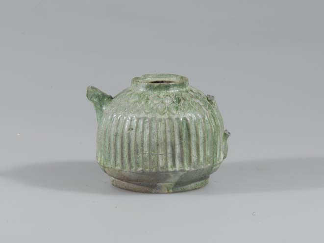 中国・磁竈窯緑釉陶器水注 （中世） | マイコレ（埋蔵文化財