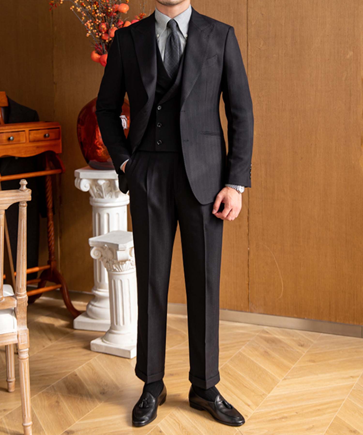 SOLD OUT】スリムフィット シングルブレスト ピークドラペル