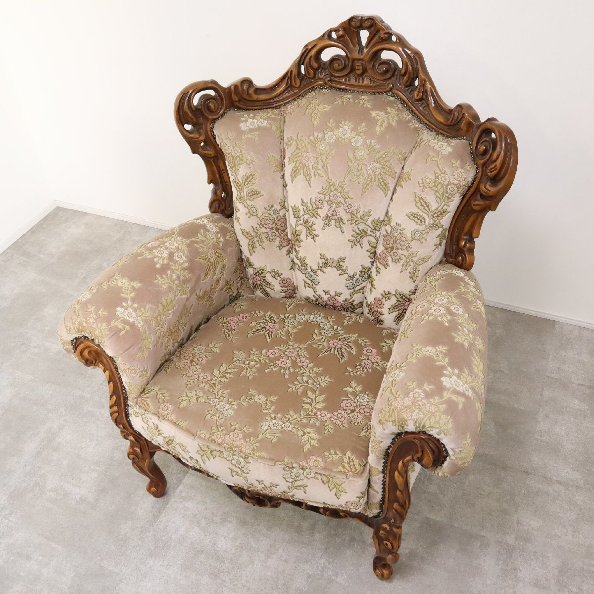アンティーク調ソファ 1人掛けソファ ロココ調 木彫りフレーム 金華山