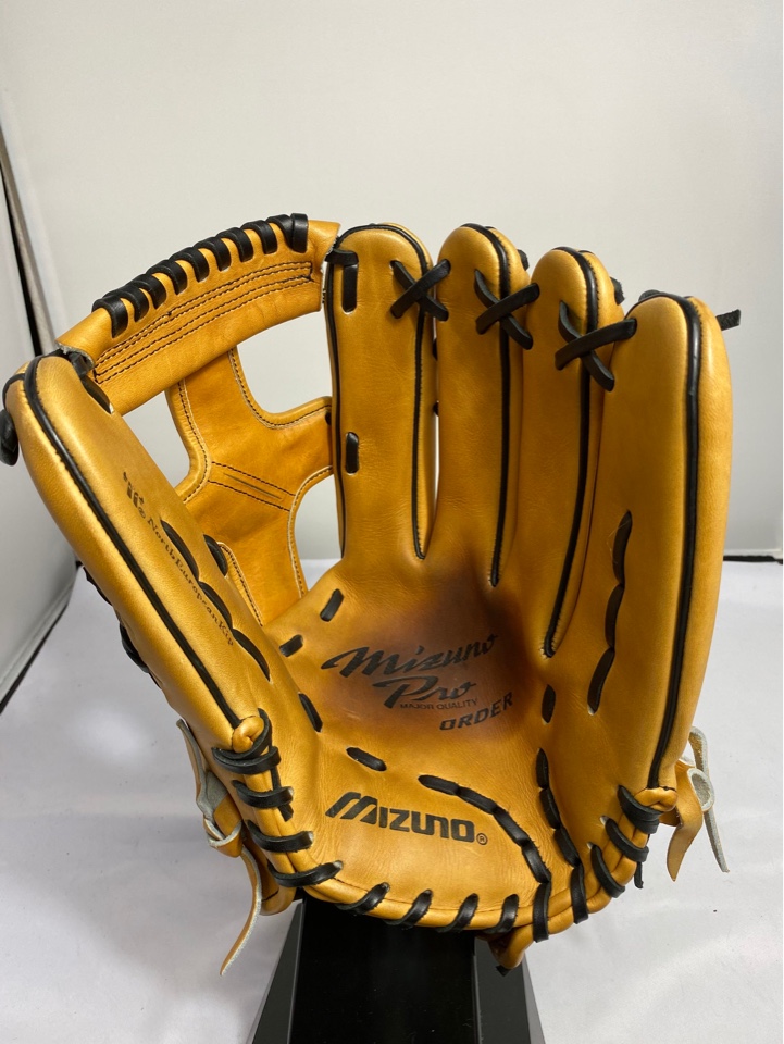 ミズノプロ,松井秀喜,クロス55M,型付け,外野手用,ノースヨーロピアン