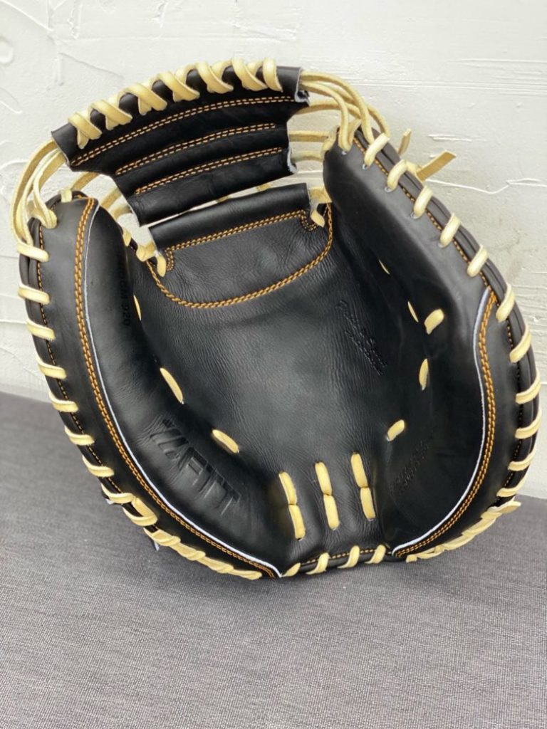 どんなミット？】ZETT硬式キャッチャーミット小林型の型付け