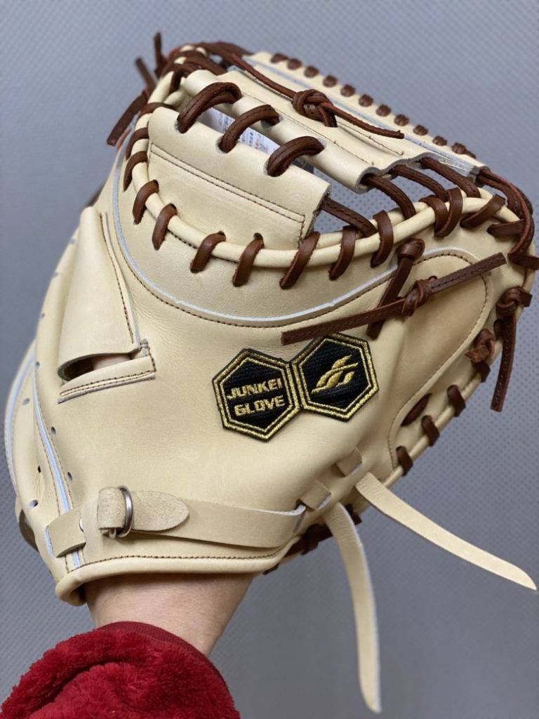 非公開だった特許製法】ジュンケイグラブのキャッチャーミットの魅力は