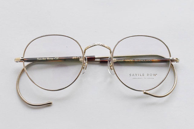 自分だけのこだわり、ロンドンの工房であつらえた眼鏡たち