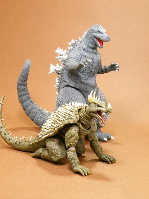 特撮リボルテック アンギラス - スポンサー広告ゴジラのフィギュア