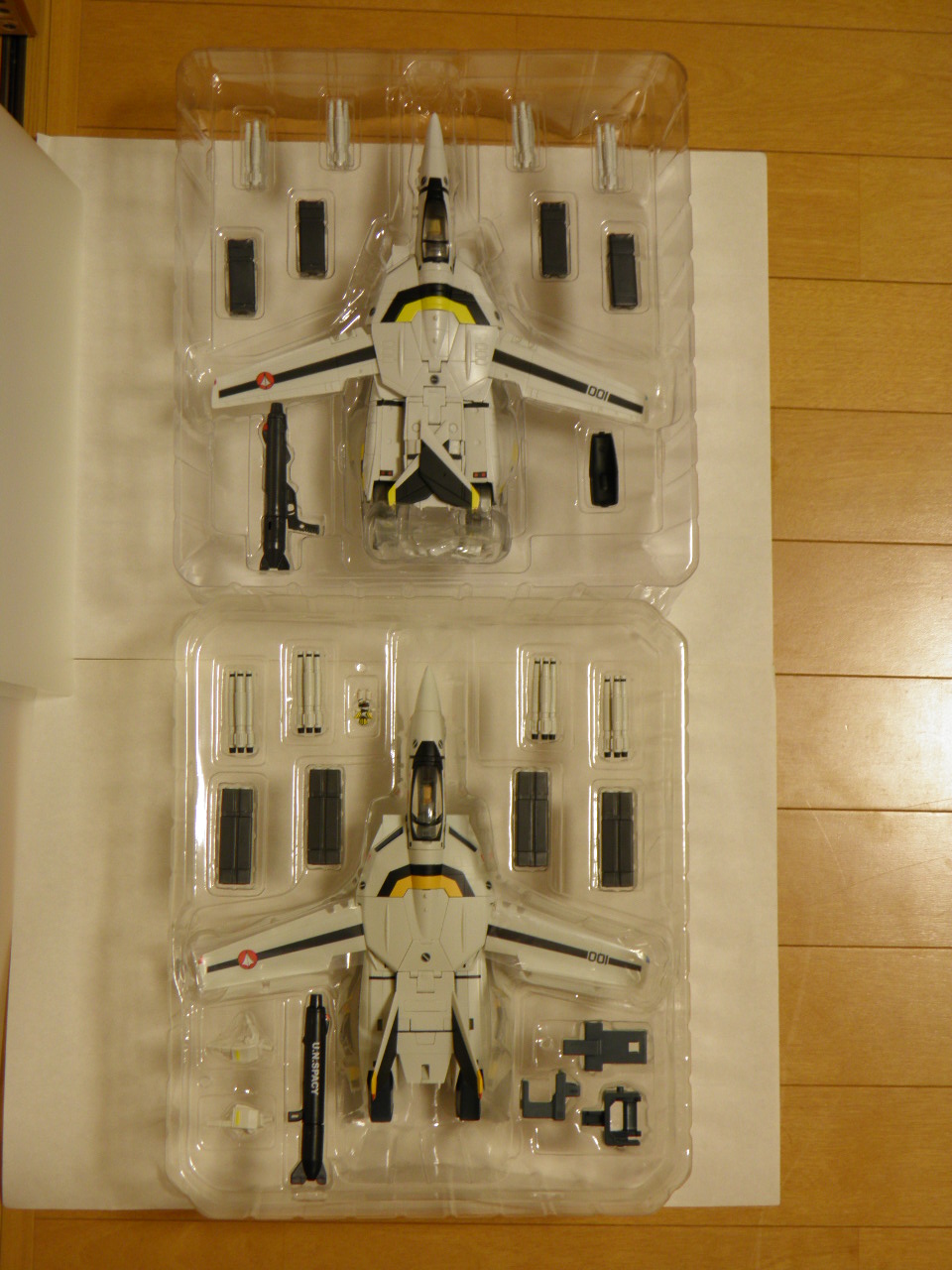 YAMATO 1/60 VF-1S マクロス30th記念SPパーツ付きセット