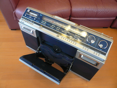 シャープ デュアルプレイ・ディスク・ステレオ・システム VZ-V2 1980