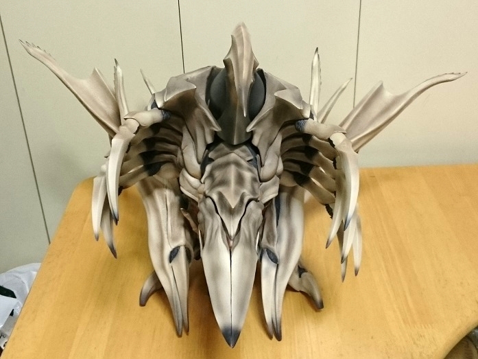 とんでもない巨大ソフビが到着、エクスプラス製「大怪獣シリーズ