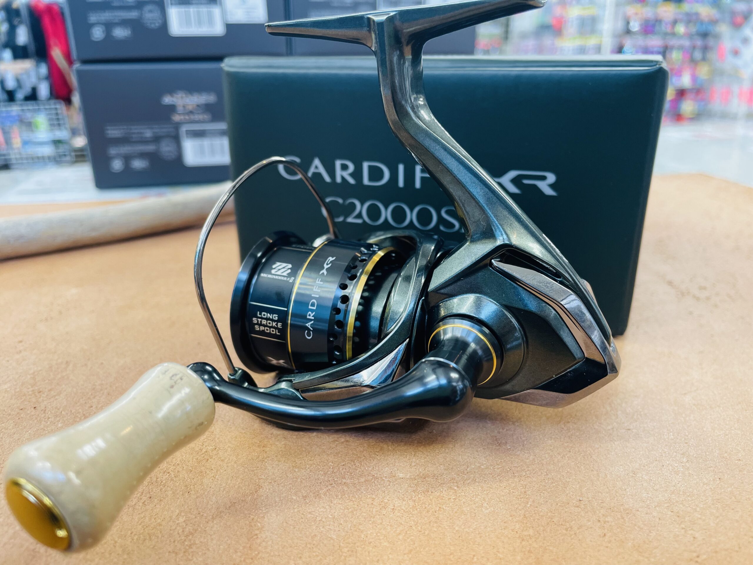 SHIMANO CARDIFF XR C2000HG入荷！ - 道東の釣りならブルーマリン道東