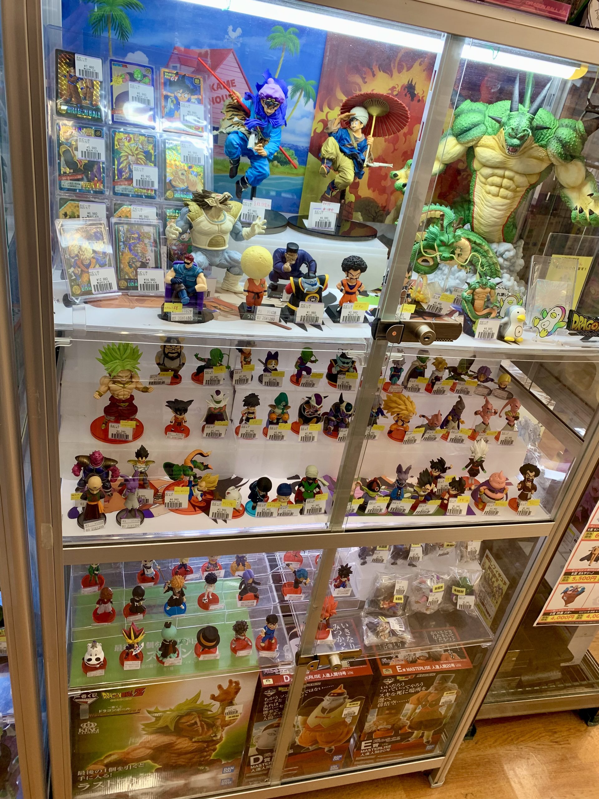 ドラゴンボールフィギュアショーケース整理しました！ | トレカ