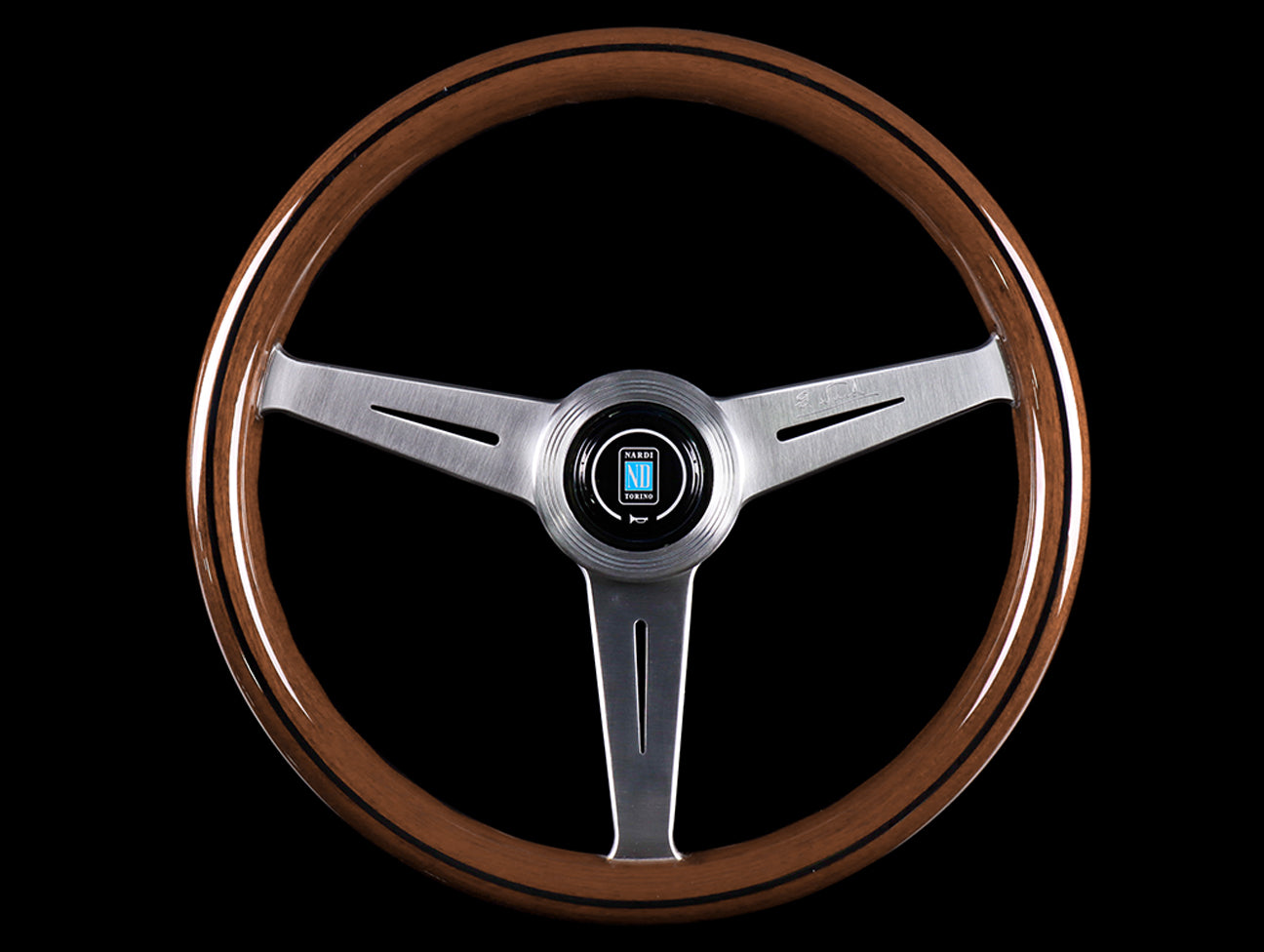 FET NARDI CLASSIC WOOD φ380 Nardi Classic Wood 360/390mm Steering