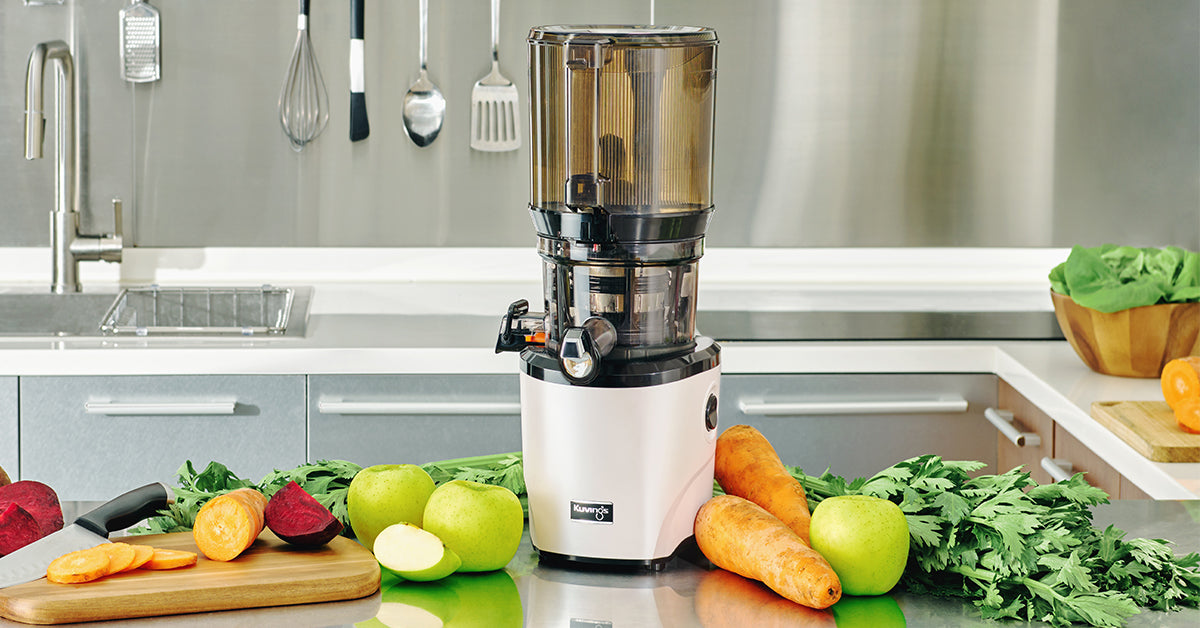 ホールスロージューサー JSG-64 M 美品 Kuvings（クビンス） JSG-821W