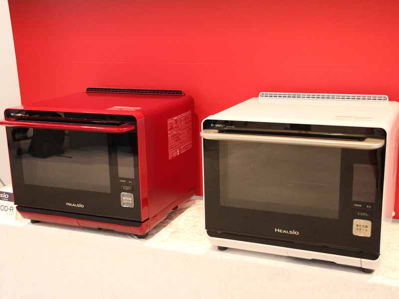 食材を入れるだけで焼きそばが作れる“まかせて調理”搭載のヘルシオ