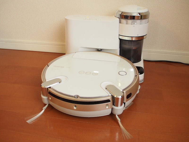 家電製品レビュー - 1カ月ゴミ捨て不要! 東芝のロボット掃除機は主婦に