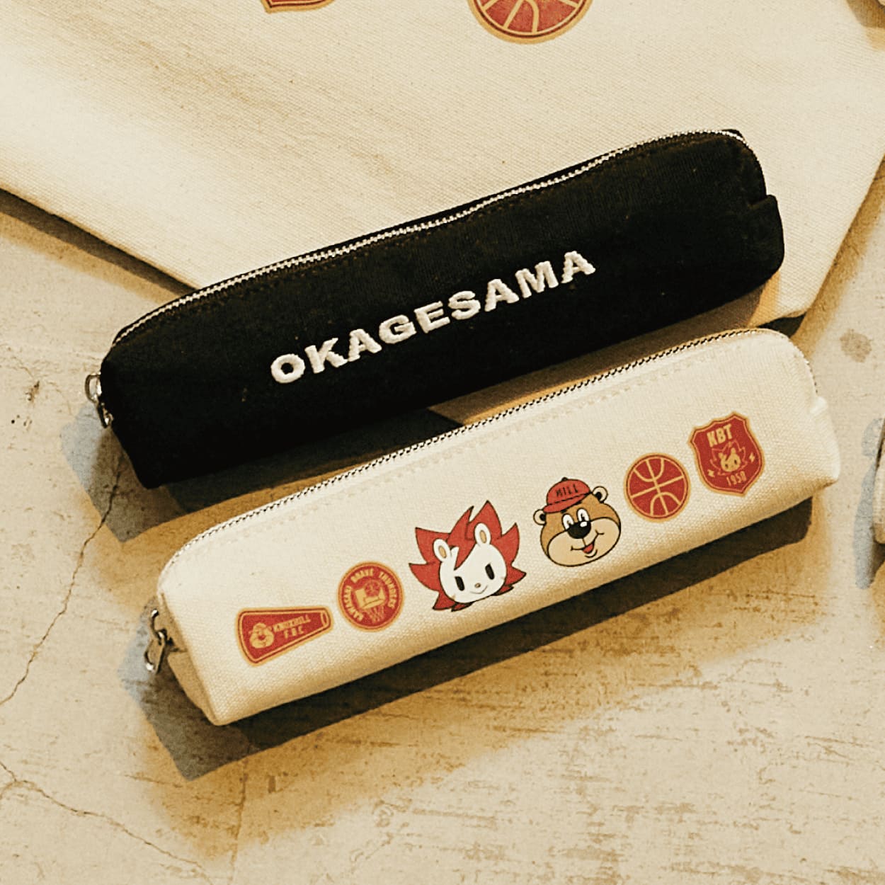 niko and  ×KBT ペンケース – KAWASAKI BRAVE THUNDERS OFFICAIL SHOP