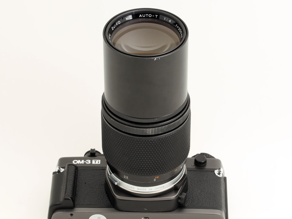 OM ZUIKO MC AUTO-T 200mm / f4 (OLYMPUS オリンパス)
