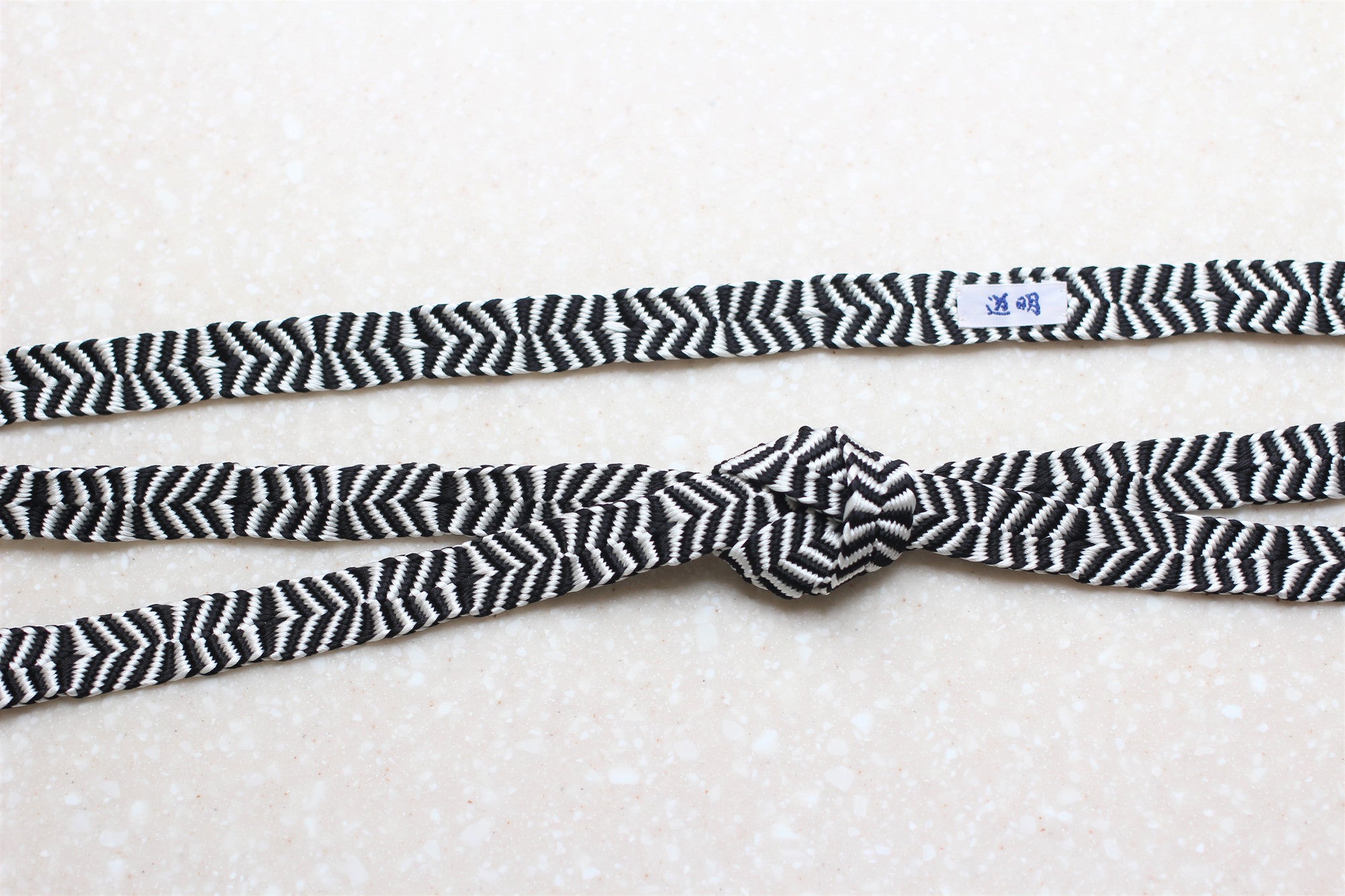 唐組「白菊」本科〈帯締め〉 – 有職組紐 道明