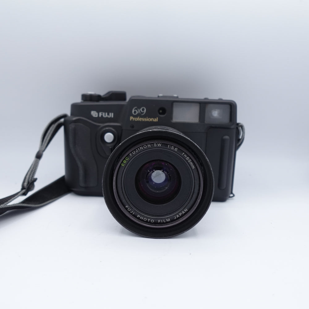 Used Fujifilm Professional GSW690III 6x9 Medium Format Camera | Black