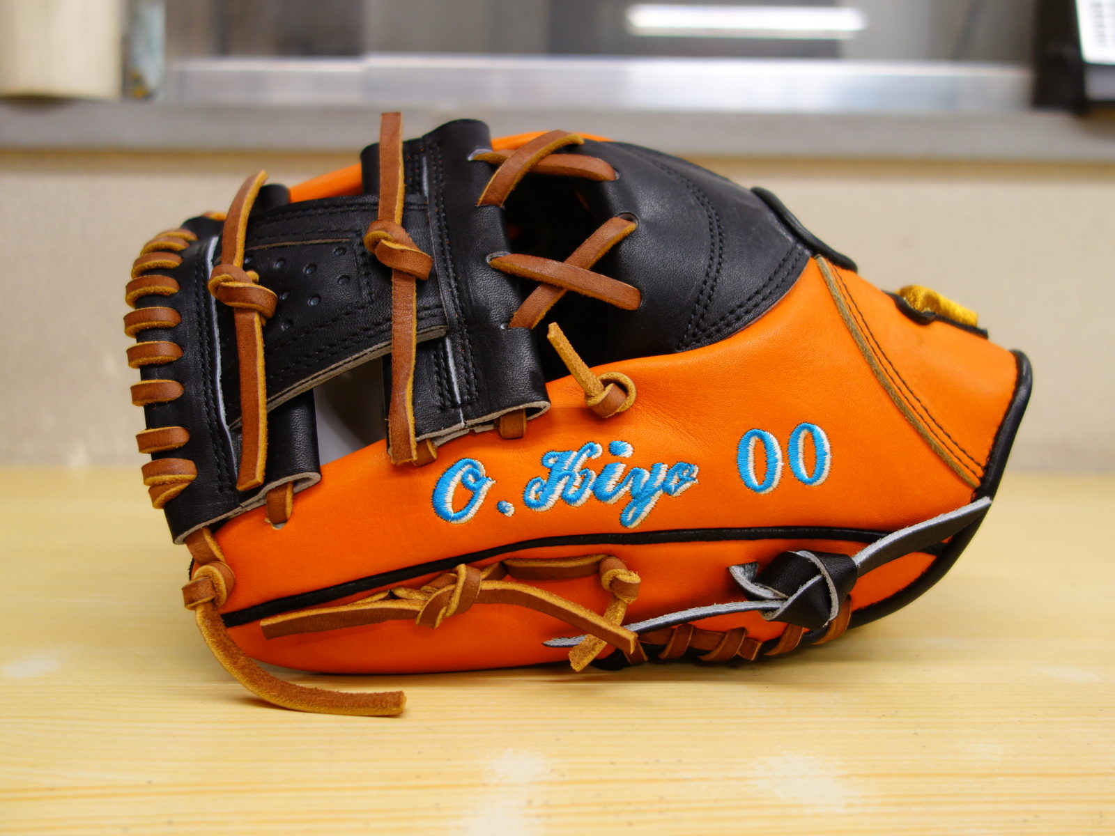 太田様 軟式用 ミズノプロ オーダーグラブ 内野手用 ｜ BASEBALL PRO