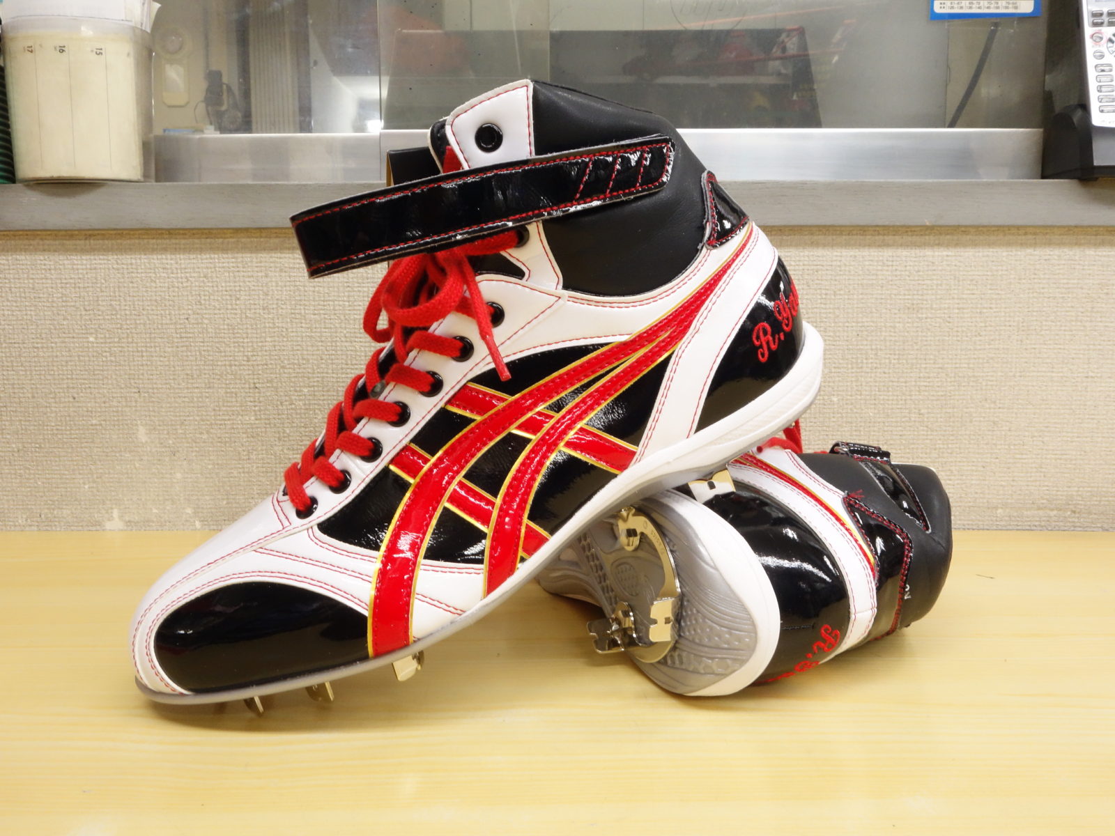 安田 様 アシックス ゴールドステージ スペシャル オーダー スパイク