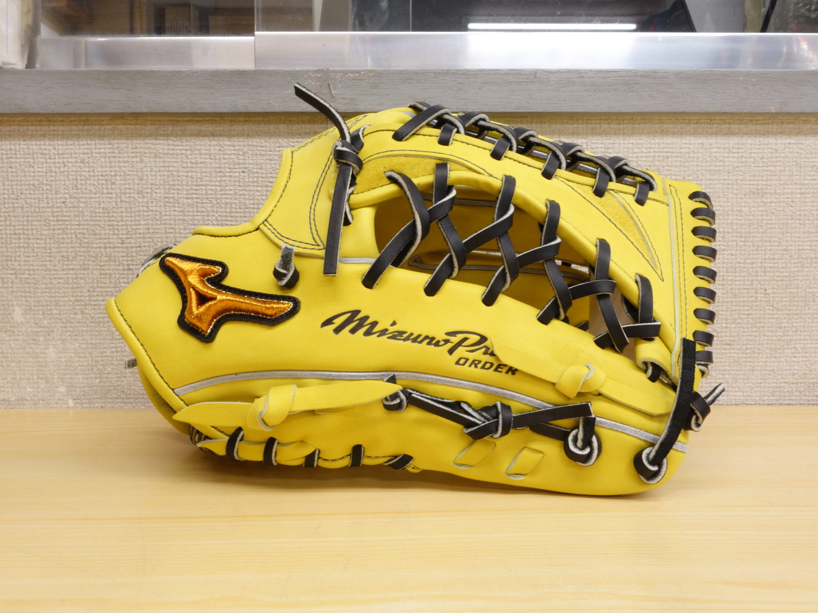 T.Rai 様 硬式用 ミズノプロ オーダーグラブ 外野手用 （梶谷モデル