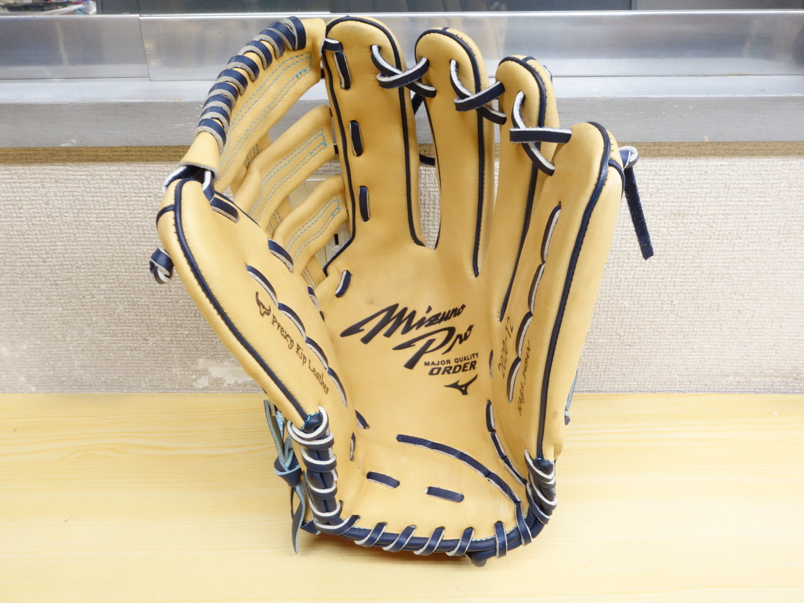 Totsuka 様 硬式用 ミズノプロ オーダーグラブ 外野手用 （AXIモデル