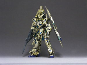 ろあの～く雑記帳♪♪: 「HGUCユニコーンガンダム3号機フェネクス