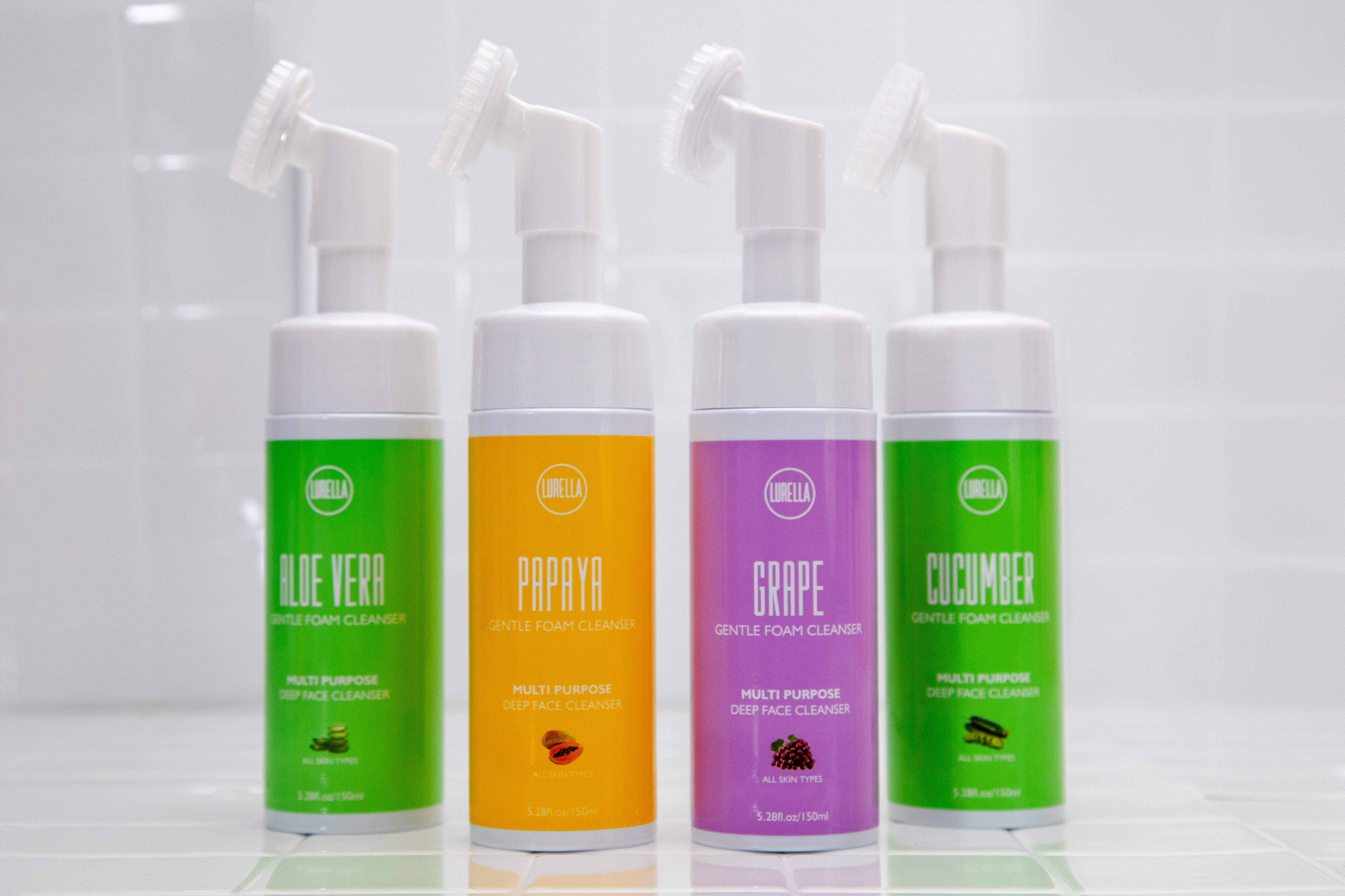 Foam Cleanser with Vitamin C, Green Tea & Papaya | Lurella Cosmetics