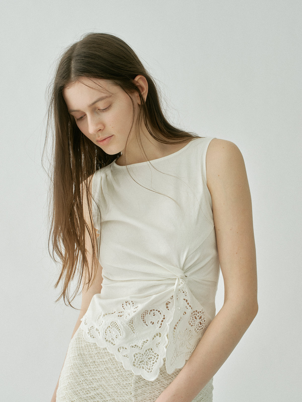 Orchid Cutwork Twist Top – L'AUBE BLANC
