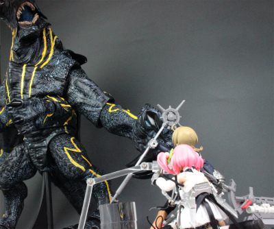 NECA(ネカ) 18インチDXアクションフィギュア ナイフヘッド・カイジュウ