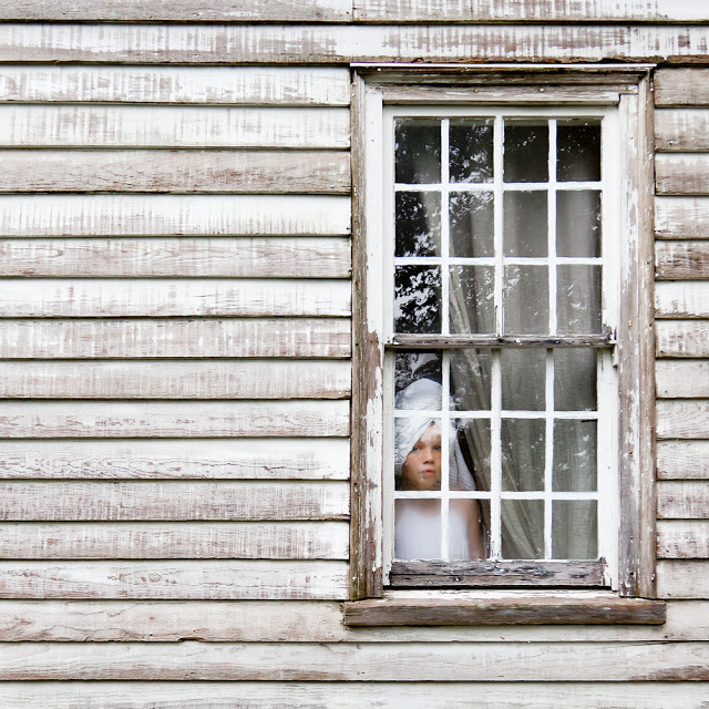 Interview with Cig Harvey: YOU Look At ME Like An EMERGENCY