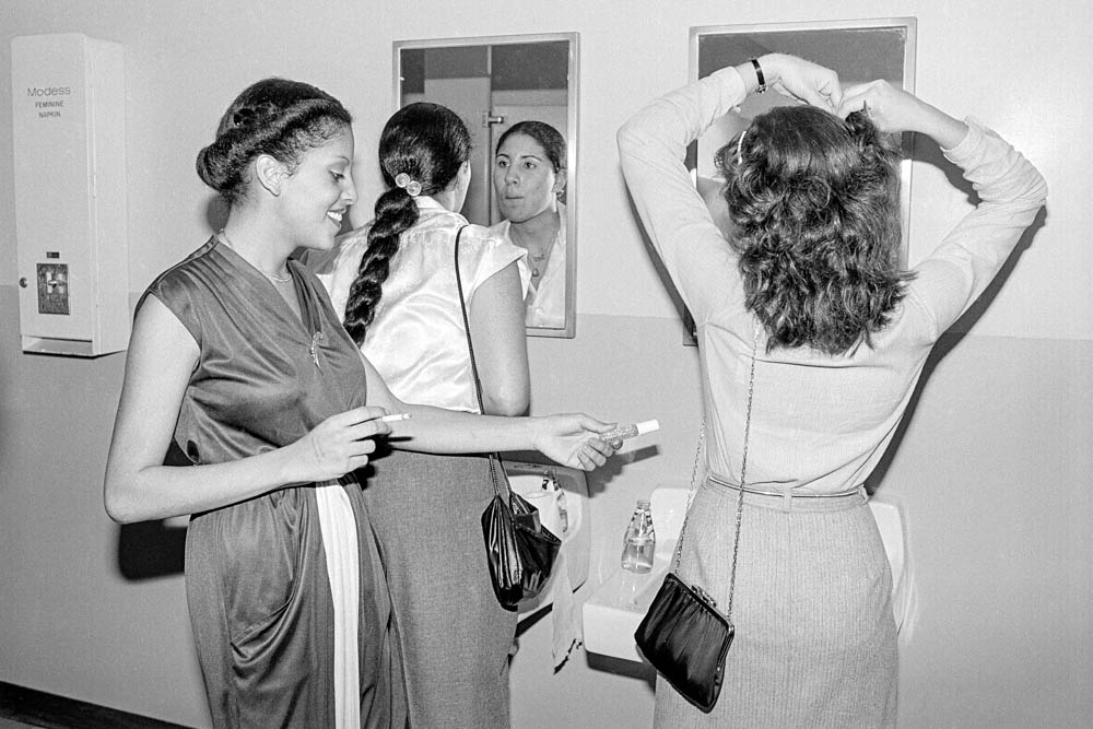 Lisa Barlow: Holy Land U.S.A. - LENSCRATCH