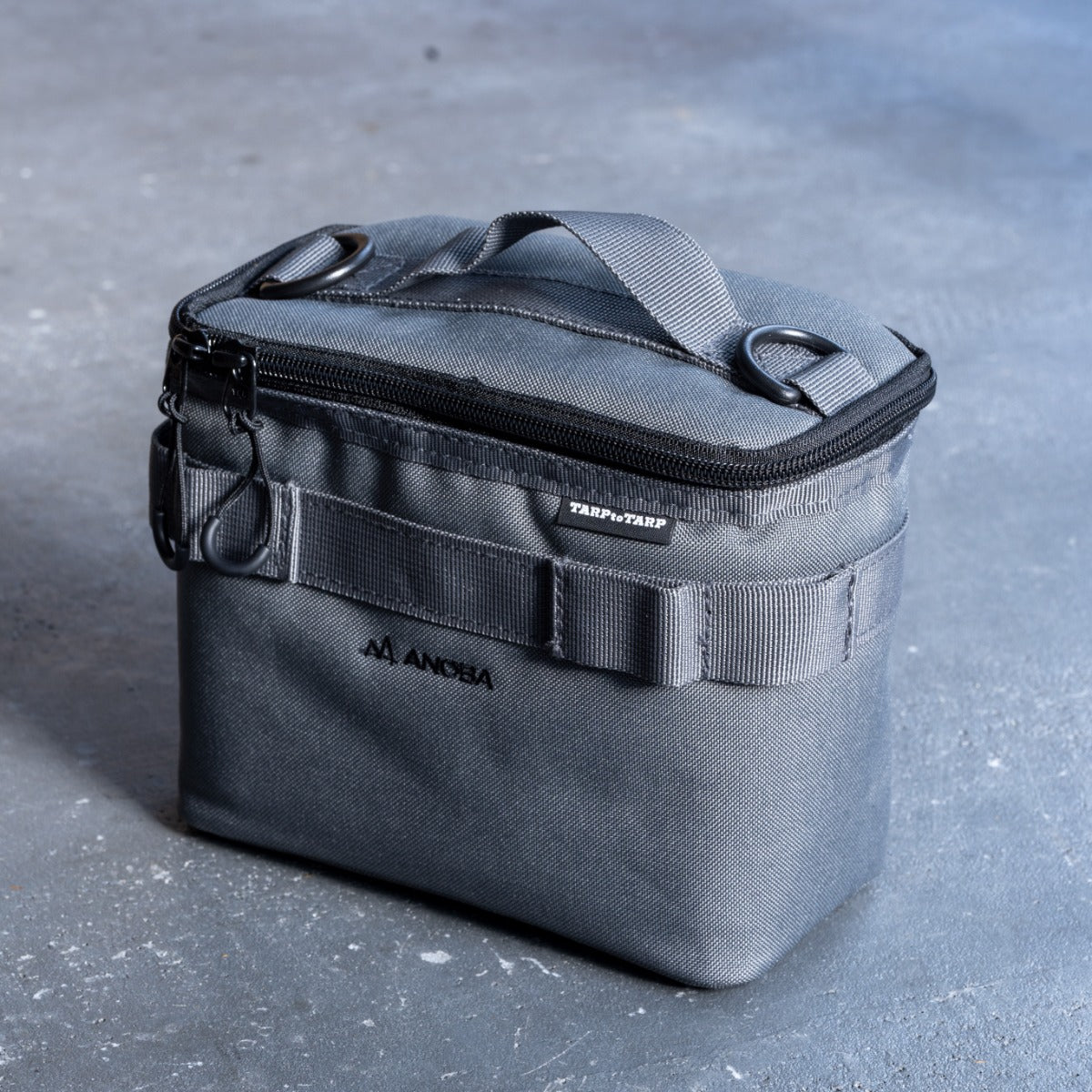 TARP GLASSコンテナ by ANOBA 2P – LOG